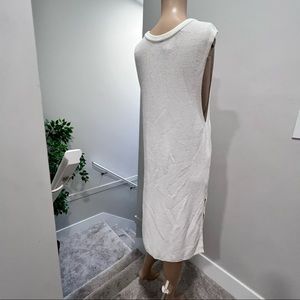 Creamy white knit dress from Jess. Size SP.